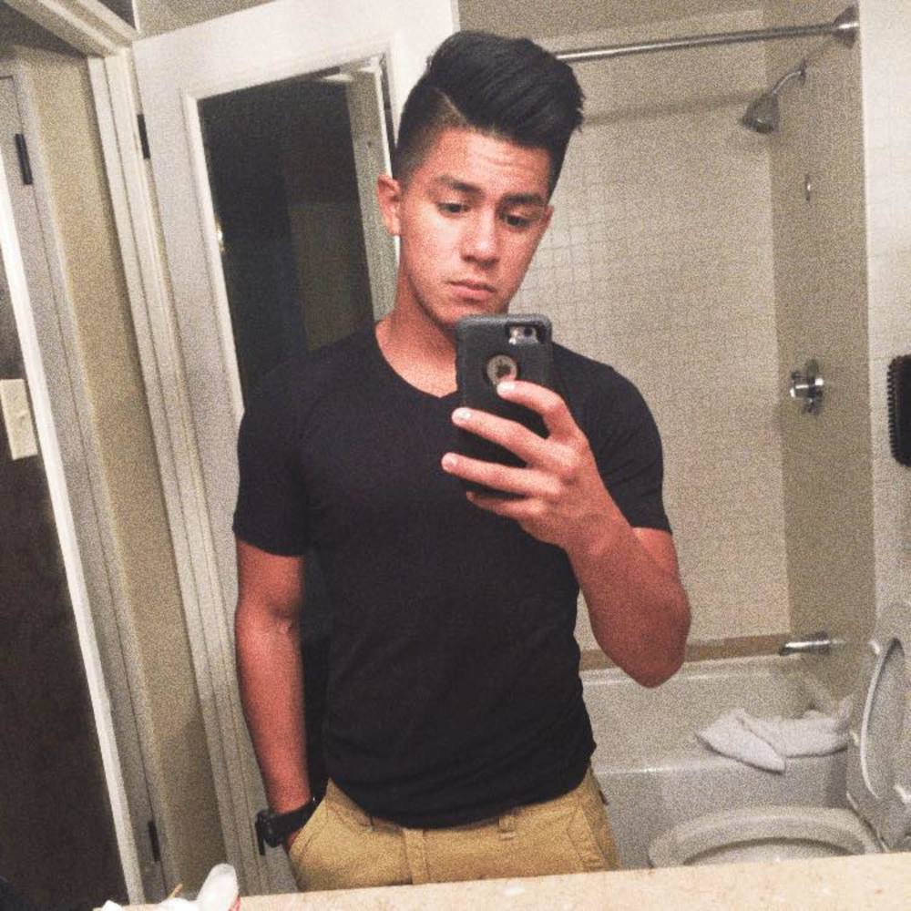 Meet your Posher, Jonathan